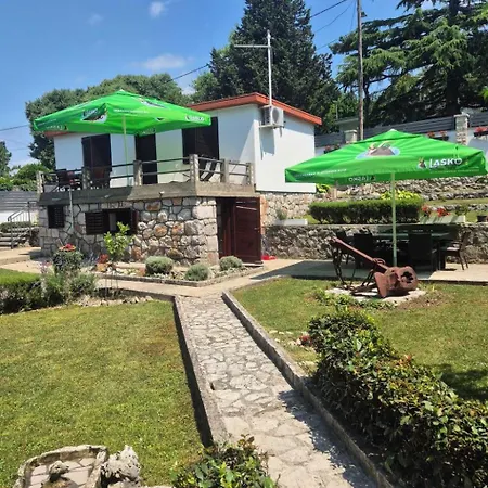 Gemuetliches Kleines Schoenes Haus Fuer Max- 4 Personen By Interhome Kraljevica