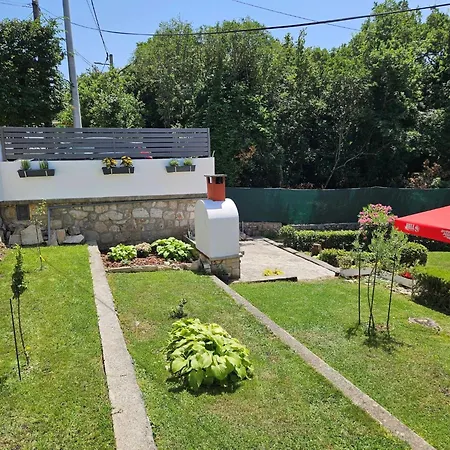 Prázdninový dům Gemuetliches Kleines Schoenes Haus Fuer Max- 4 Personen By Interhome *